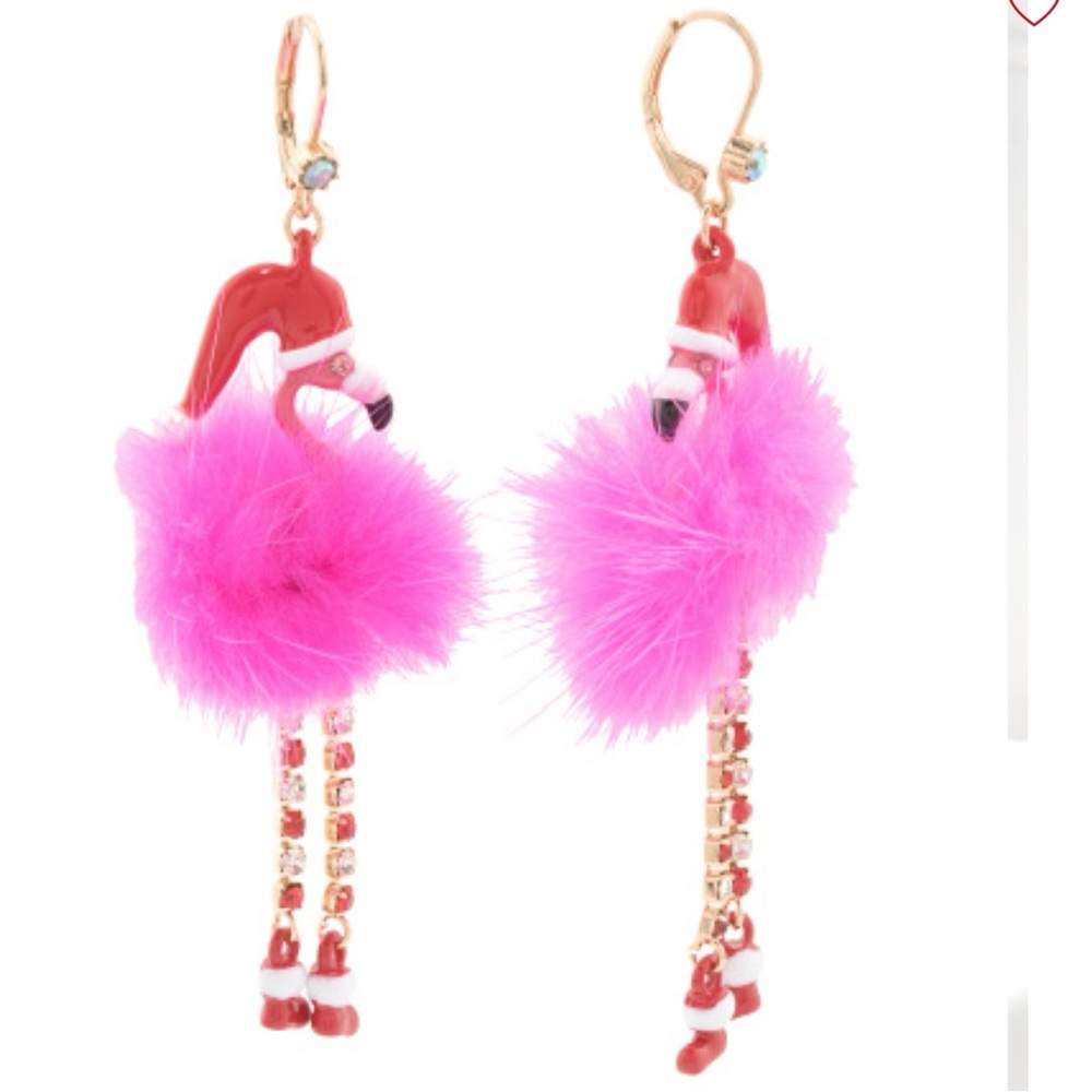 BETSEY JOHNSON
Fluffy Flamingo Santa Hat
Sparkly Drop Earrings Pink Red